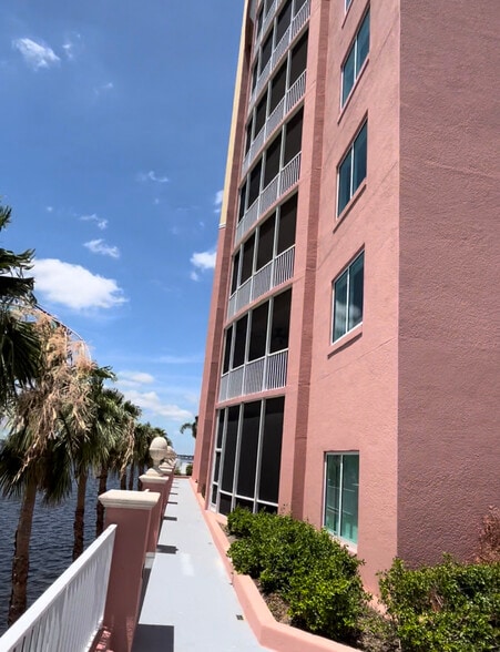 Looking up at your new unit, #403, with a perfect view above the palms - 2743 1st St