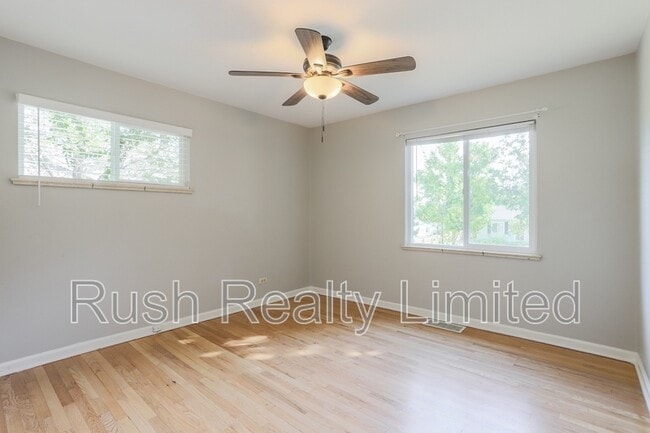 Building Photo - 1815 S Knox Ct