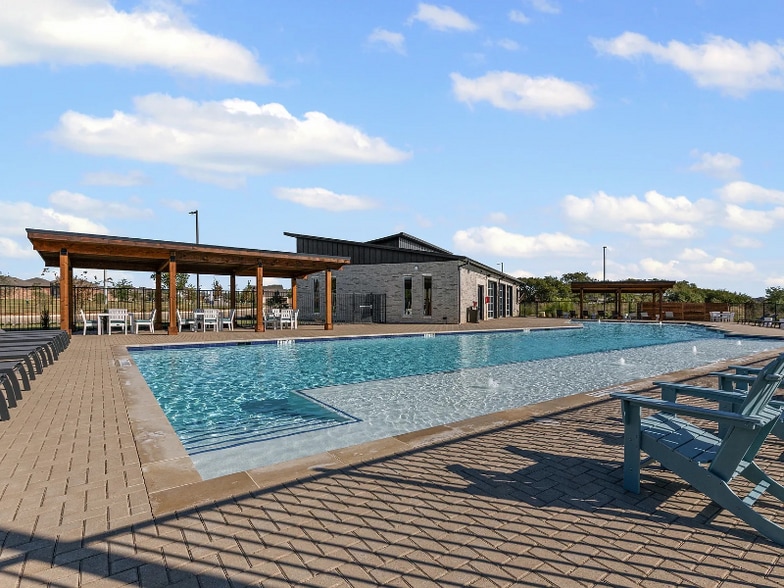 Building Photo - 14138 Lampard St