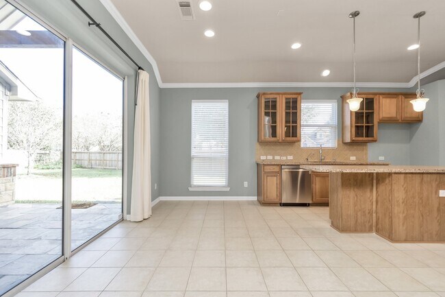Building Photo - 6630 Larocke Trail