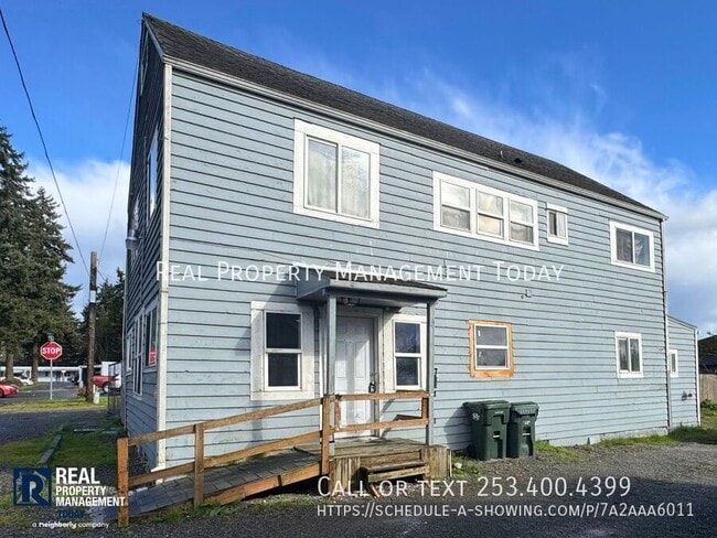 Building Photo - 206 128th St S