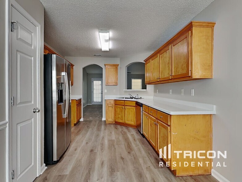 Building Photo - 294 3rd Ave