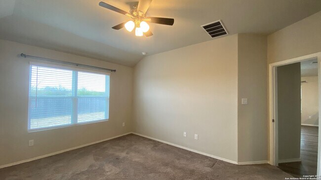 Building Photo - 10410 Waverunner-