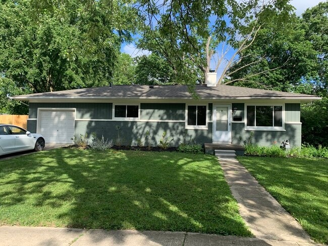 Primary Photo - 1071 Westaire Way
