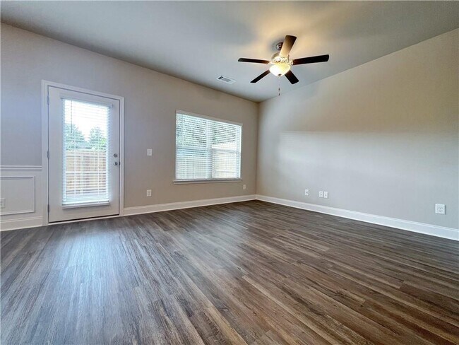 Building Photo - 500 Rockfern Ct