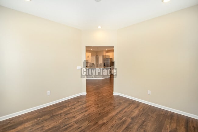 Building Photo - 1723 S Centennial Ave