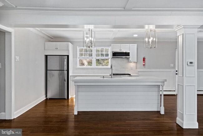 Building Photo - 383 Upper Gulph Rd