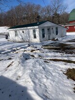 Building Photo - 5860 Havens Rd