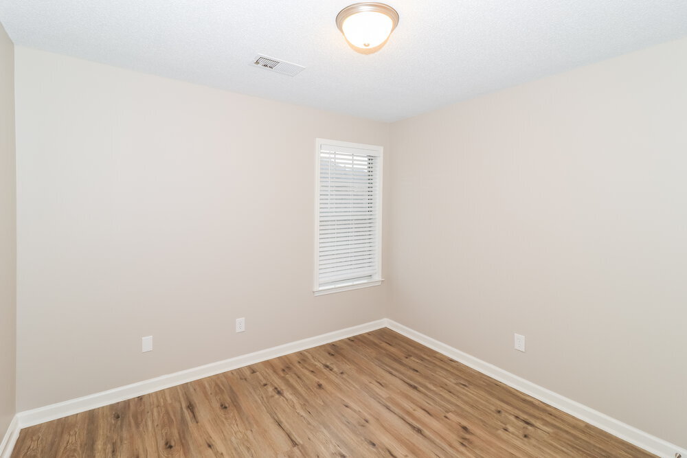 Building Photo - 1531 Carlton Ridge Dr