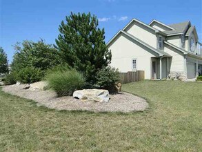 Building Photo - 5122 Veronica Dr