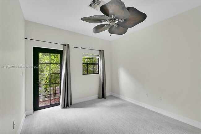 Building Photo - 4425 Hidden Harbour Terrace