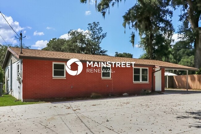 Building Photo - 8912 Hervel Cir