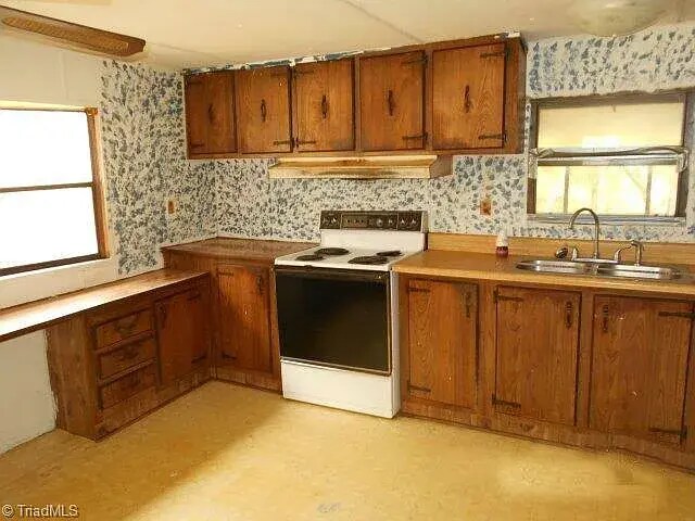 Building Photo - 1110 Birdsong Rd