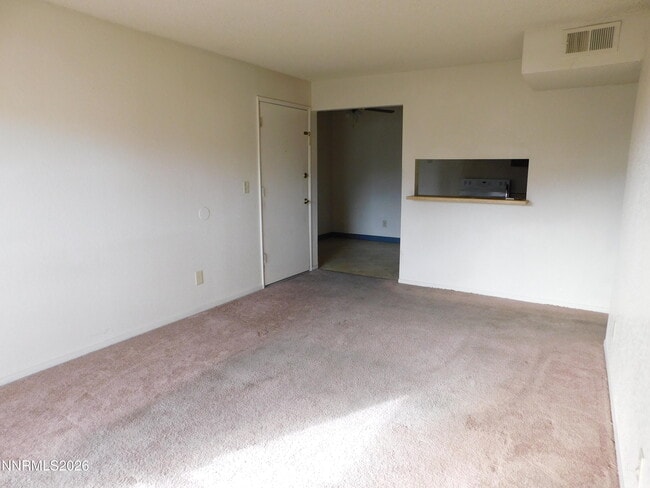 Building Photo - 650 N Maine St