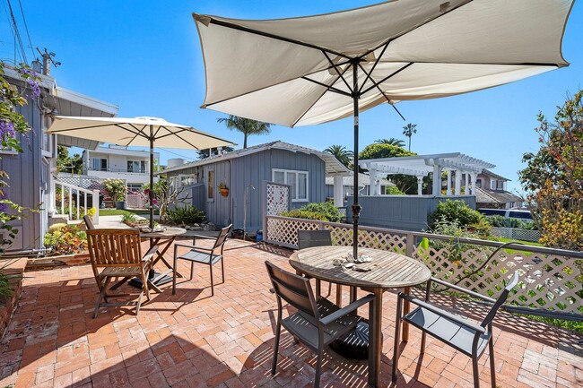 Building Photo - Woods Cove Furnished Cottage