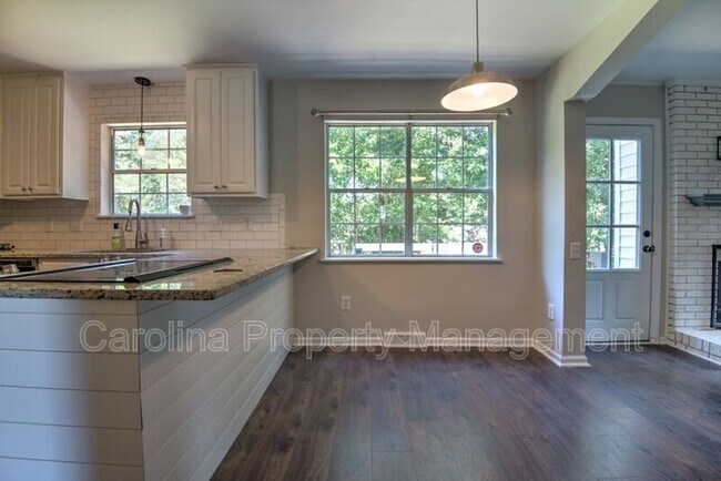 Building Photo - 11205 Vintage Ln
