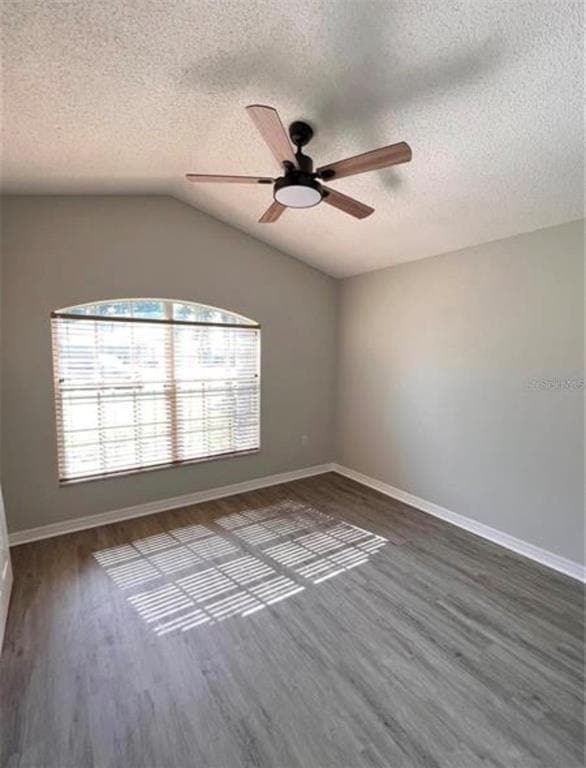 Building Photo - 2709 Hawk Roost Ct