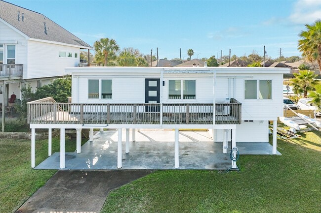 Building Photo - 7204 Avenue N 1/2 Rear