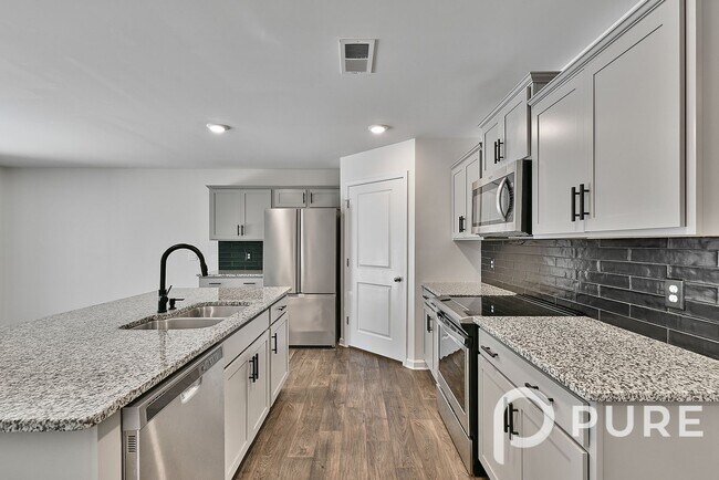 Building Photo - 173 Rippling Wy