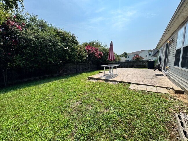 Building Photo - 5337 Thunderidge Drive