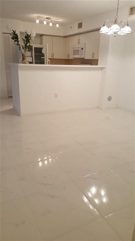 Building Photo - 4856 State Rd