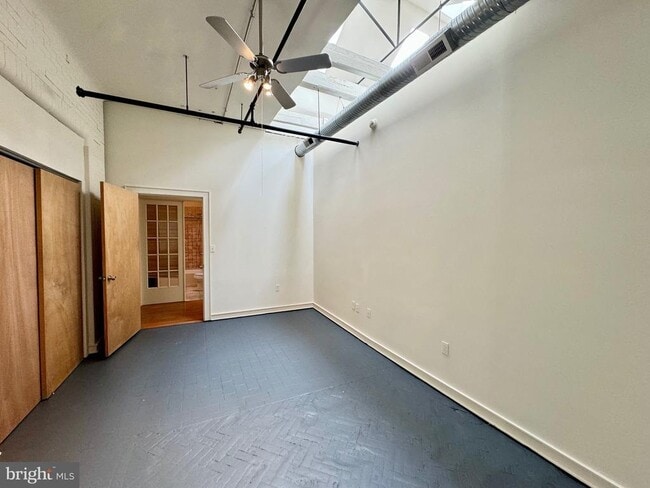Building Photo - 431 Fairmount Ave