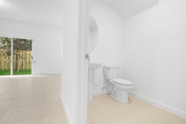 Building Photo - 2713 NW 55th St