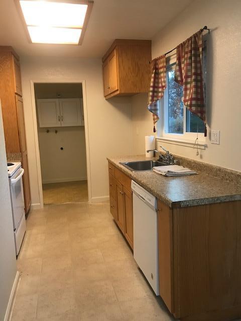 Building Photo - 270 Lindo Ln