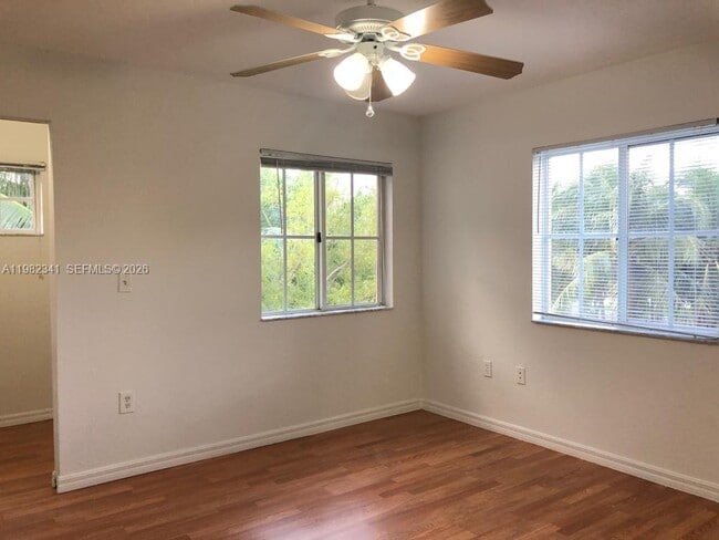 Building Photo - 2544 Centergate Dr