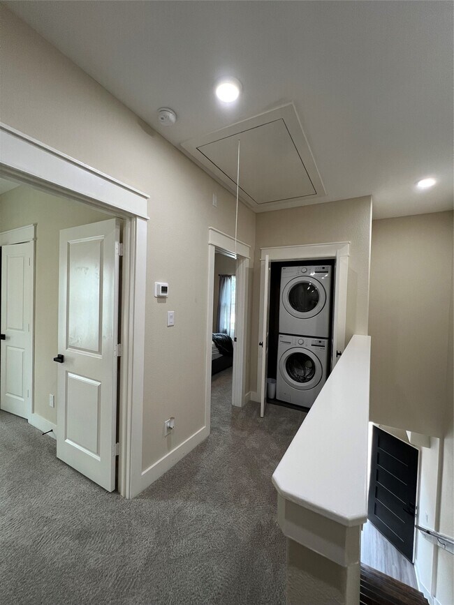 Building Photo - 9441 Radio Rd