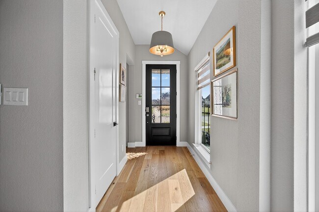 Building Photo - 3944 Grayson Ln