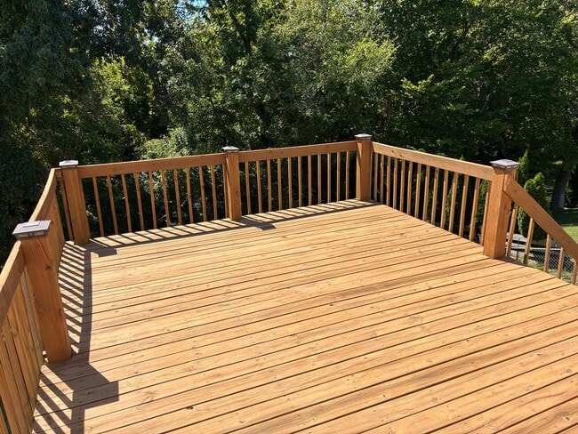 Building Photo - **ELIZABETHTOWN INDEPENDENT SCHOOL DISTRICT**