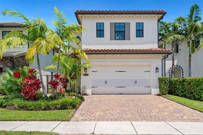 Building Photo - 11843 SW 13th Ct