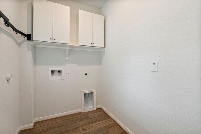 Building Photo - Beautiful 3 bedroom, 2 bathroom home in Hutto!!!