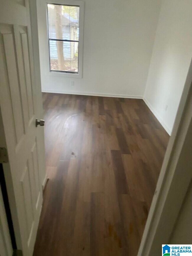 Building Photo - 4836 TERRACE S Ter