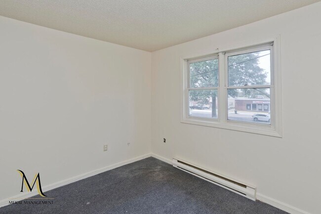 Building Photo - 715-719 Berkshire Avenue