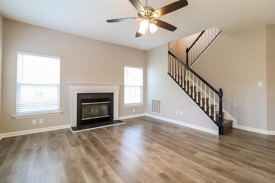 Building Photo - 3608 Serendipity Dr