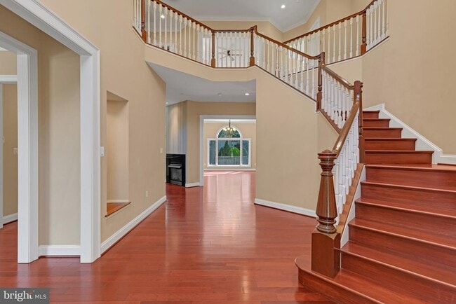 Building Photo - 7607 Newmarket Dr