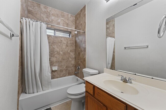 Building Photo - 5311 Gibralter Pl