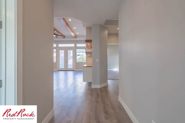 Building Photo - 4 Bedroom Home In The Dunes At Sand Hollow...