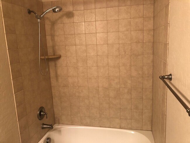 Building Photo - Aliante 1 Story 3 Bedroom + Casita, Pool & Spa