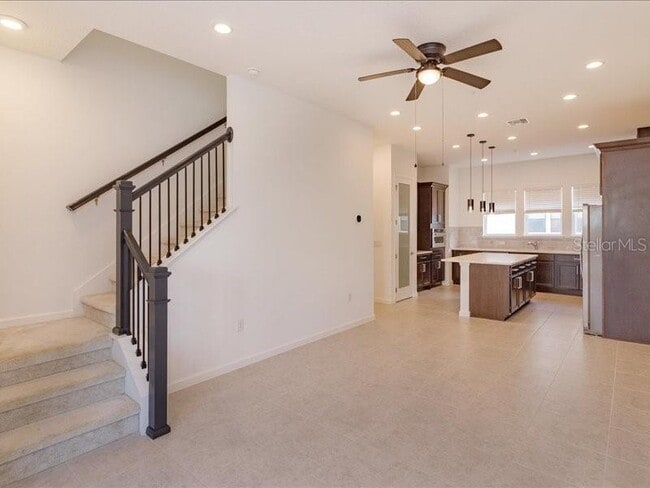 Building Photo - 2353 Brix St