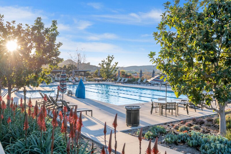 Building Photo - 45 Stetson St