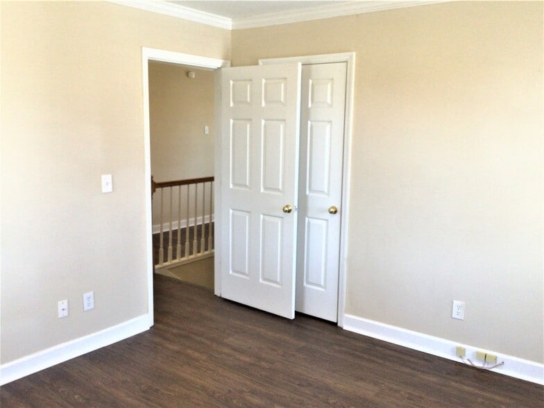 Building Photo - 4341 Becks Park Ln