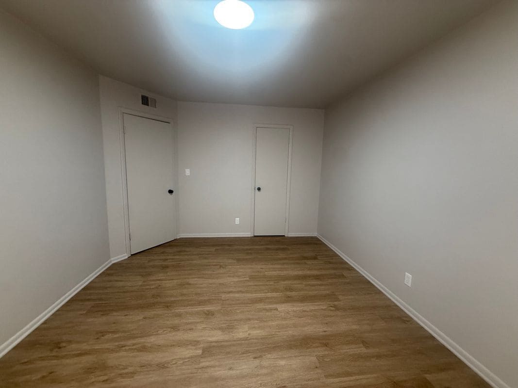 Building Photo - 8150 Troost Ave