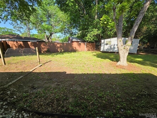 Building Photo - 2786 Crestview Ave