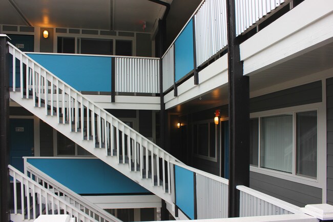 Azure Apartments Bremerton Wa Apartment Finder