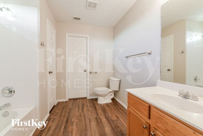 Building Photo - 2444 Big Spring Dr