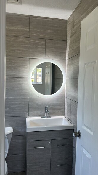 Building Photo - 1101 NW 55th Ave