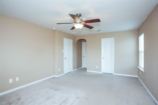 Building Photo - 4722 Silver Spruce Ln